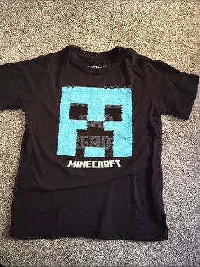 Minecraft Sequin Flip T-Shirt with Blue Creeper Graphic